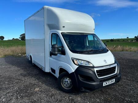 PEUGEOT BOXER 2.2 BlueHDi 335 Built for Business