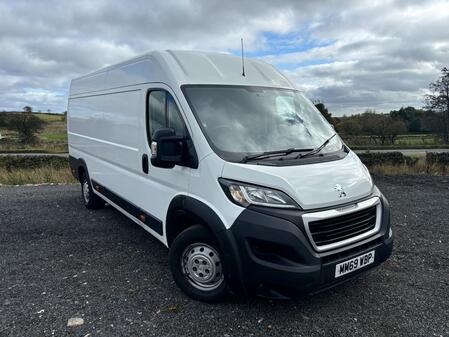 PEUGEOT BOXER 2.2 BlueHDi 435 Professional XLWB L4H2